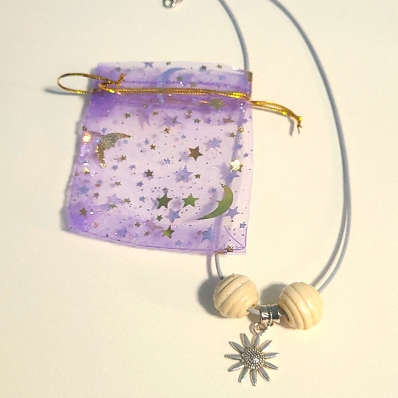 Jewelry - Handmade NeckLace